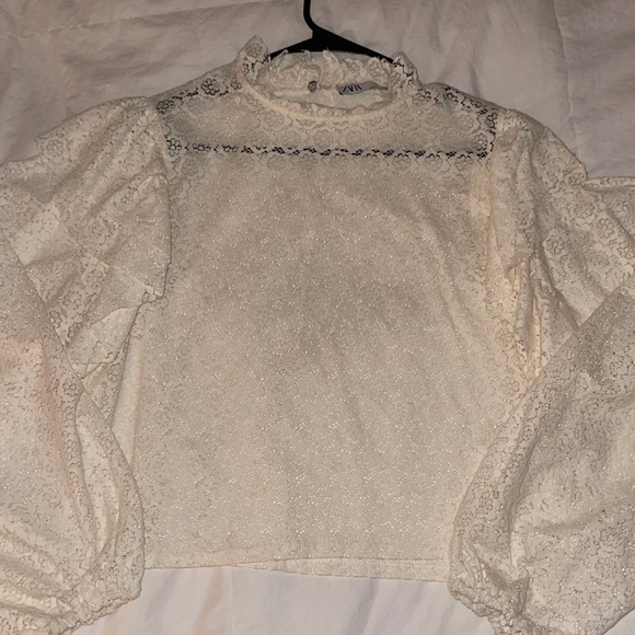 Tops - Peasant top with puffy sleeves